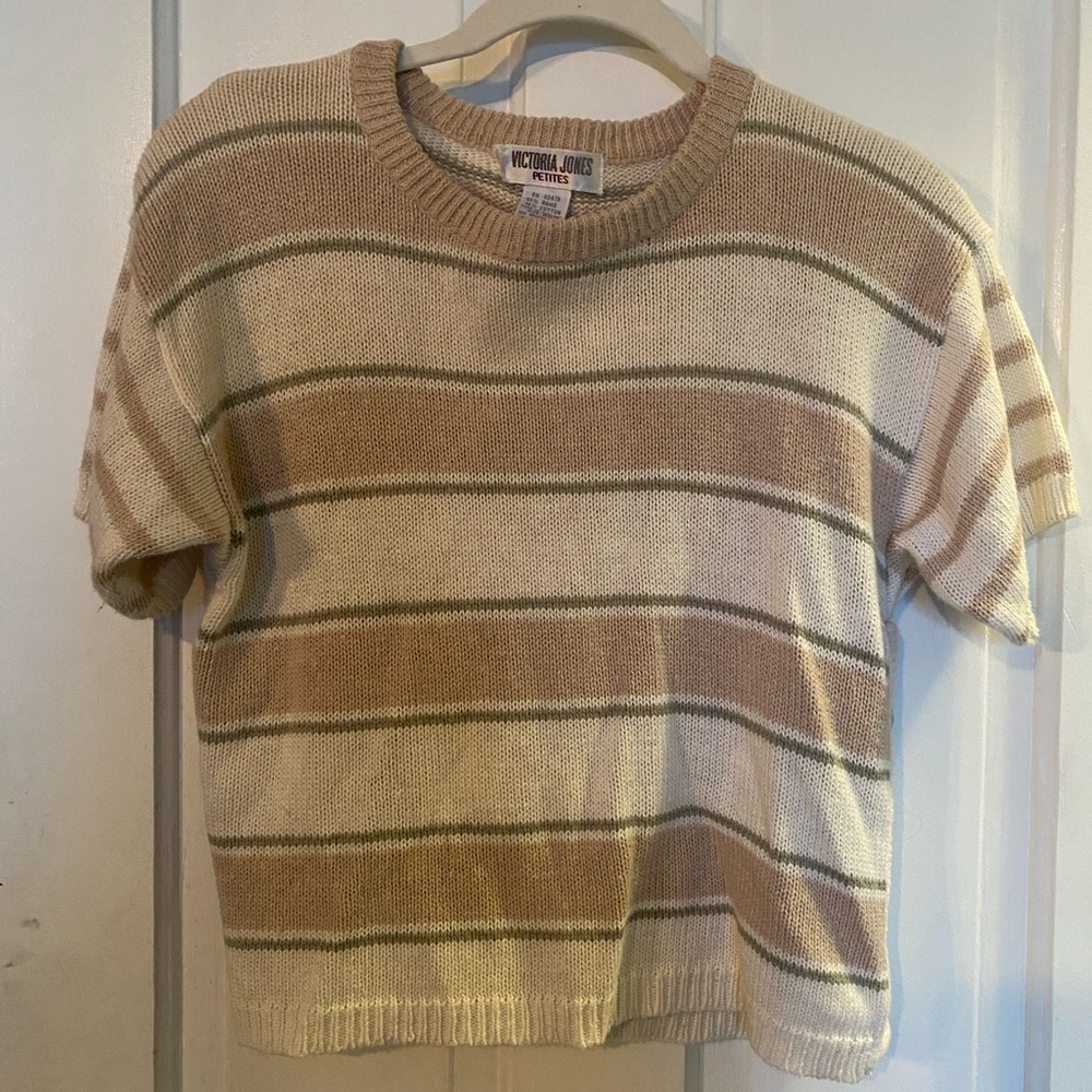 Vintage cropped short sleeved sweater